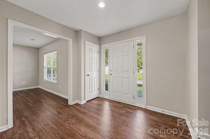 11008 Padderborn Ct, Charlotte, NC 28215