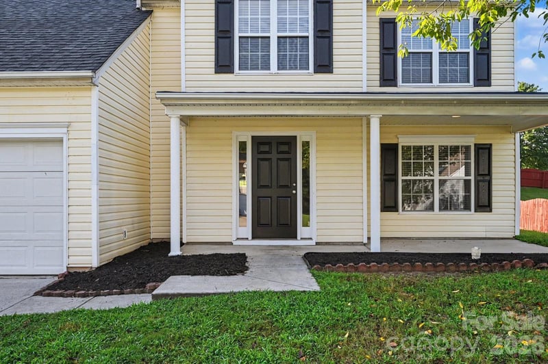 11008 Padderborn Ct, Charlotte, NC 28215