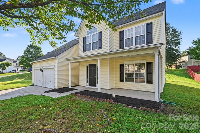 11008 Padderborn Ct, Charlotte, NC 28215