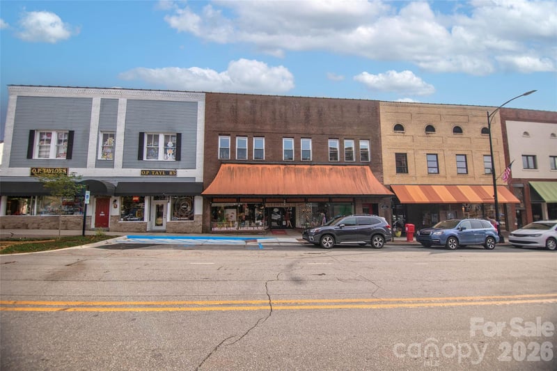 15 W Main St, Brevard, NC 28712