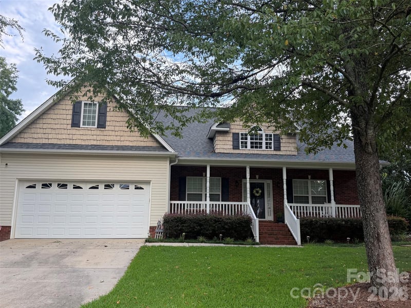 3697 Travertine Dr, Lancaster, SC 29720
