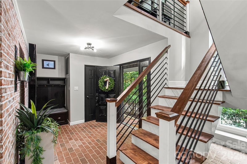 5 Oak Leaf Rd, Clover, SC 29710