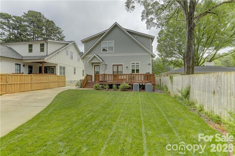 4342 Walker Rd, Charlotte, NC 28211