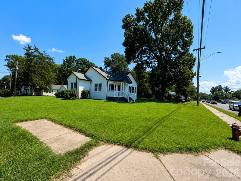 302 S Myrtle School Rd, Gastonia, NC 28052