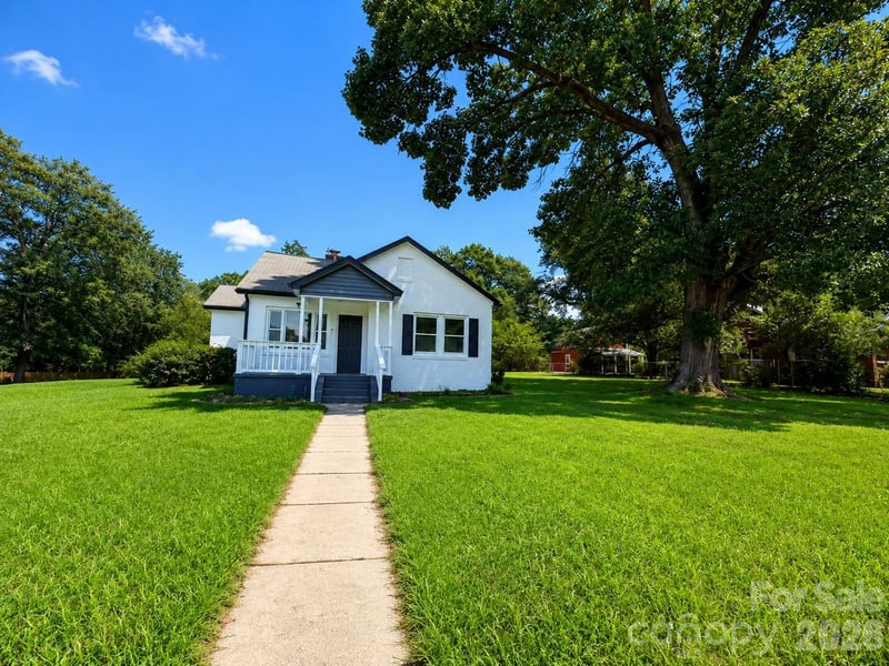 302 S Myrtle School Rd, Gastonia, NC 28052