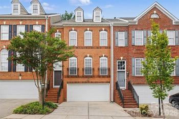 3251 Luke Crossing Dr, Charlotte, NC 28226