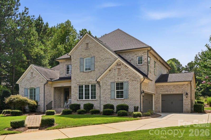13528 Castleford Dr, Charlotte, NC 28227
