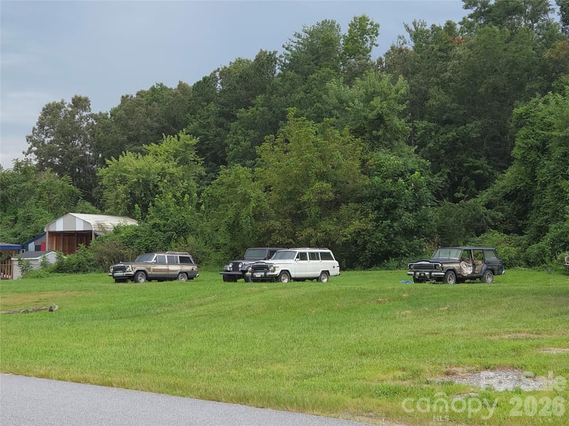 1109 Keith St, Hendersonville, NC 28792