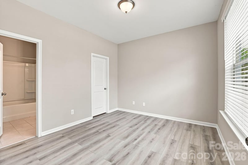 9604 Ainslie Downs St, Charlotte, NC 28273