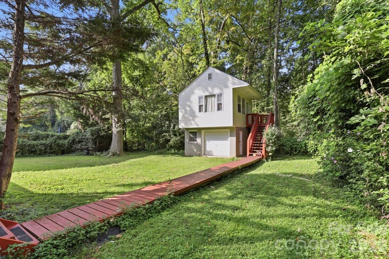 2316 Kingsbury Dr, Charlotte, NC 28205