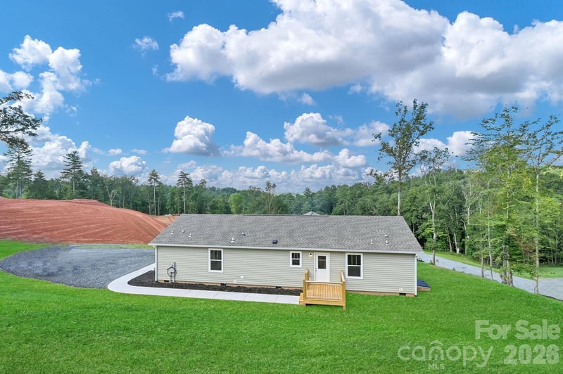 35 Rutledge Ln, Mars Hill, NC 28753