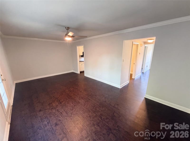 8042 Regent Park Ln, Charlotte, NC 28210