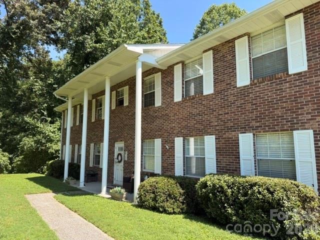 116 Falling Waters Rd #3, Hendersonville, NC 28792