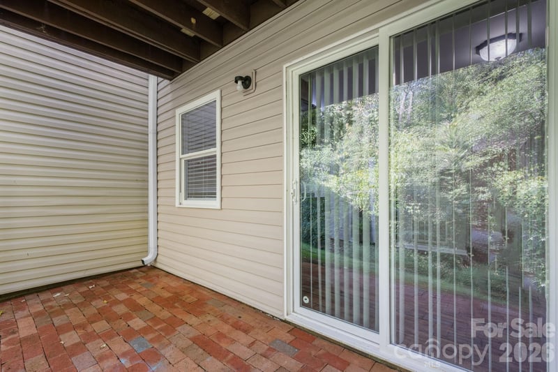 9149 Spyglass Pl, Charlotte, NC 28214