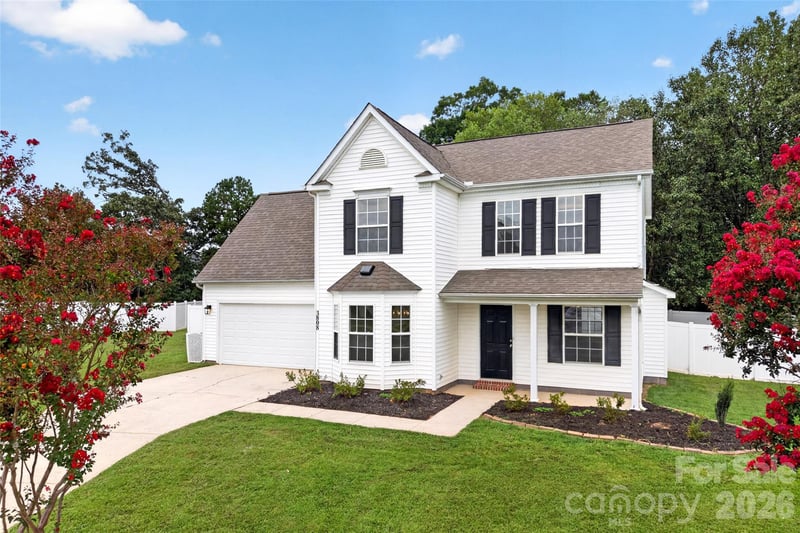 3808 Nuthatch Dr, Indian Trail, NC 28079