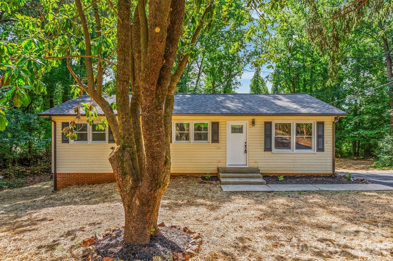 248 Harriet Ln, Statesville, NC 28625