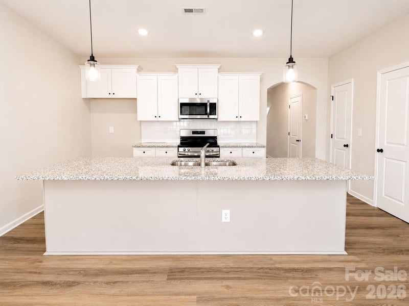 3048 Aberleaf Ln, Charlotte, NC 28227