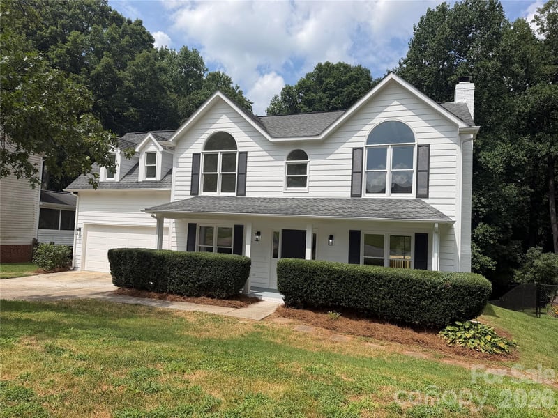 7241 Mcteal Pl, Charlotte, NC 28262