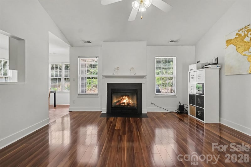 4437 Craven Hill Dr, Charlotte, NC 28216
