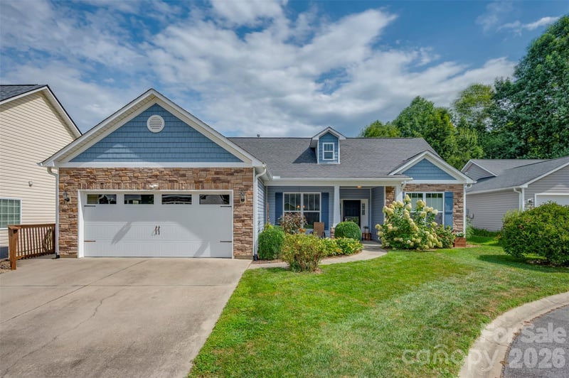 Hendersonville, NC 28792