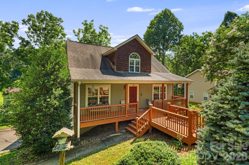 16 Heather Mist Dr, Weaverville, NC 28787