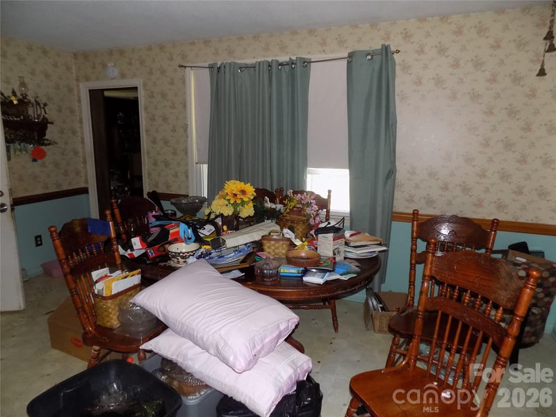340 S Vine St, Gastonia, NC 28052