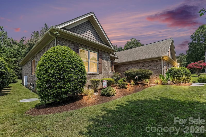 1820 Wedowee Ct, Rock Hill, SC 29732