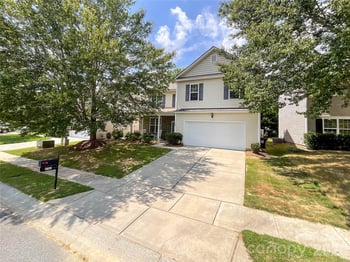 2702 Piersland Dr, Matthews, NC 28104