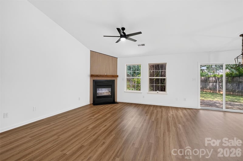 5733 Cardington Ct, Charlotte, NC 28216