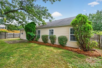 5733 Cardington Ct, Charlotte, NC 28216