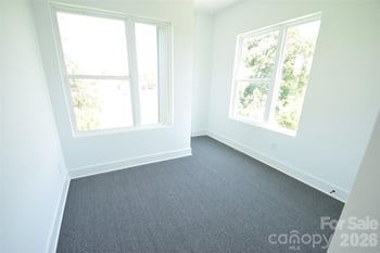 5108 Eaton Cir, Charlotte, NC 28208