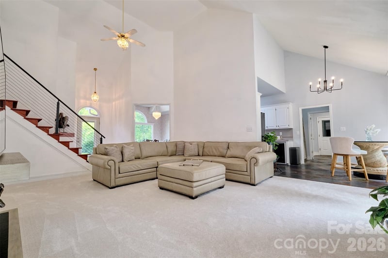 2143 Peninsula Dr, Lake Wylie, SC 29710