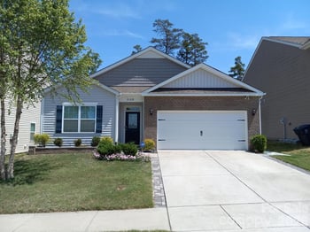5108 Briscoe Dr, Charlotte, NC 28214
