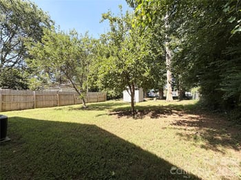 2107 Custer St, Charlotte, NC 28216