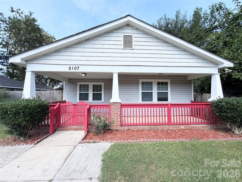 2107 Custer St, Charlotte, NC 28216