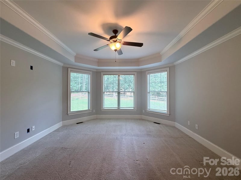 131 Lakeshore Hills Dr, Mooresville, NC 28117