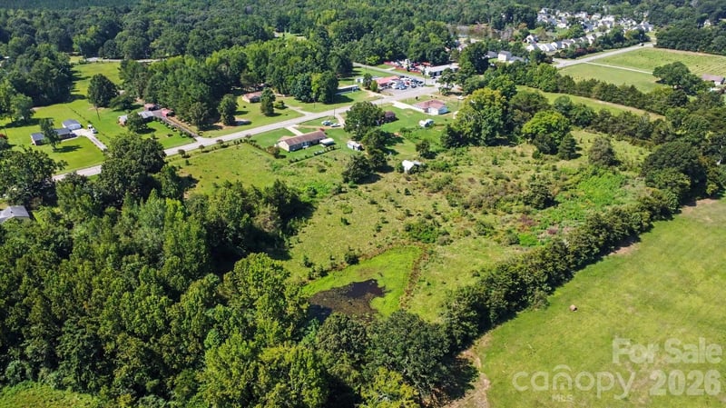 2997 Flat Creek Rd, Lancaster, SC 29720