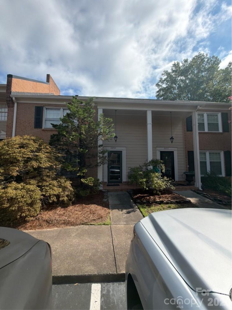 6869 Dumbarton Dr, Charlotte, NC 28210