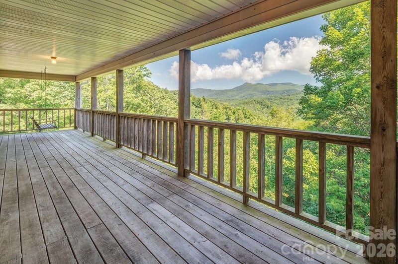 94 Marcellina Dr, Fairview, NC 28730