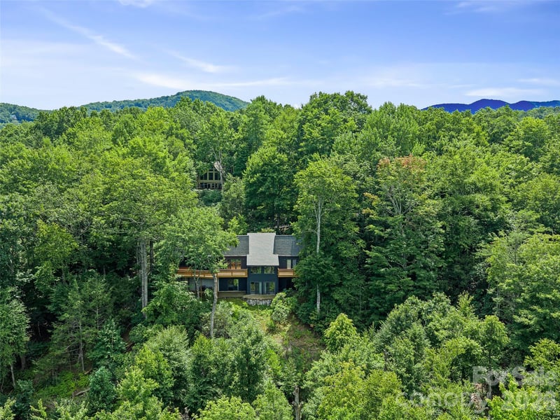156 Winterstar Loop, Burnsville, NC 28714
