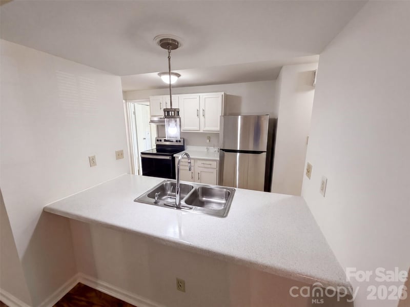 3618 Gustar Ct, Charlotte, NC 28212