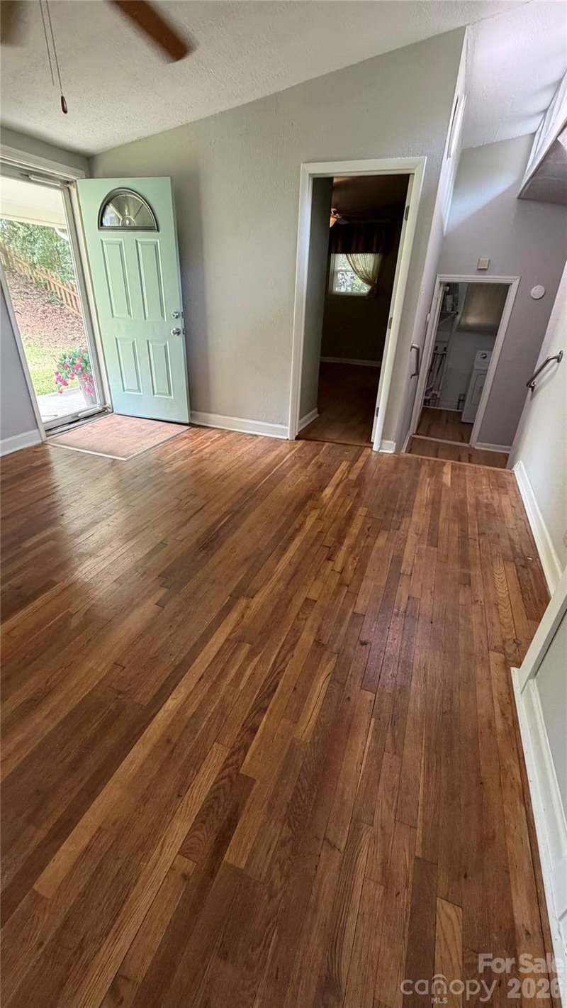 216 Auten Cir, Mount Holly, NC 28120