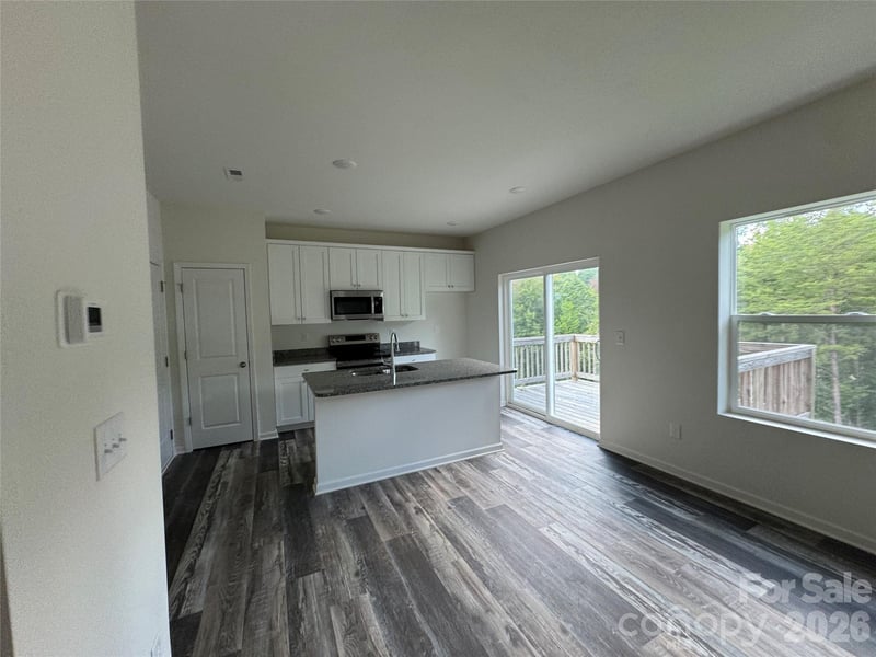 111 Carrisa Ln, Troutman, NC 28166