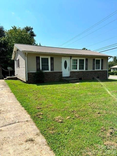 601 E Saunders Ave, Newton, NC 28658