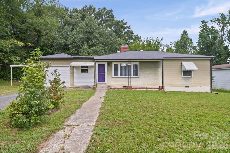 208 Clancy St, Salisbury, NC 28147
