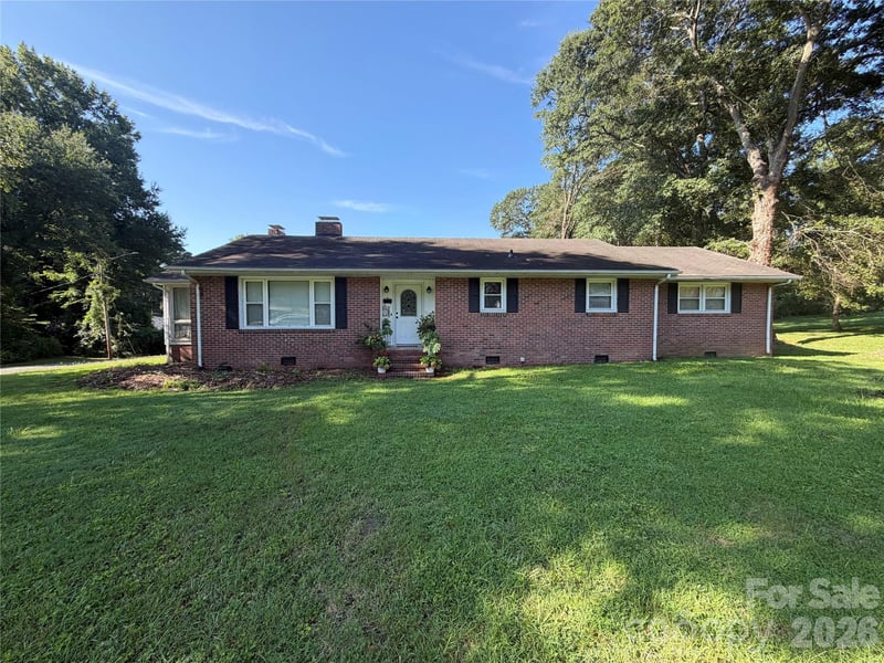 701 Home Trl, Gastonia, NC 28052