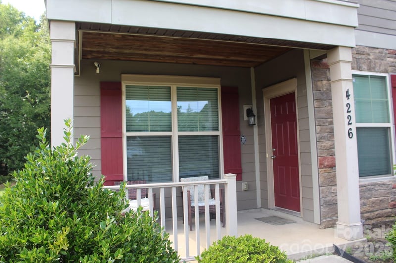 4226 Falls Lake Dr, Concord, NC 28025