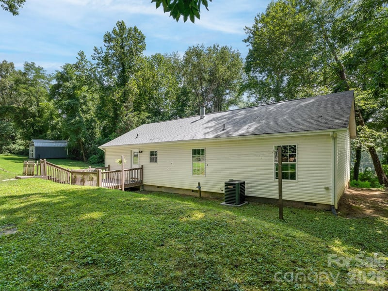 195 Shiloh Rd, Asheville, NC 28803