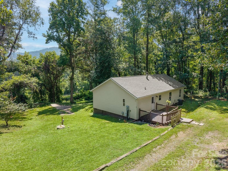 195 Shiloh Rd, Asheville, NC 28803