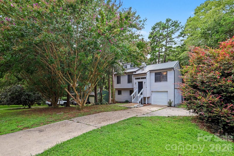 12000 Rock Canyon Dr, Charlotte, NC 28226